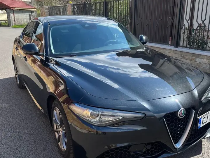 Alfa Romeo Giulia 2.0 Turbo RWD AT8