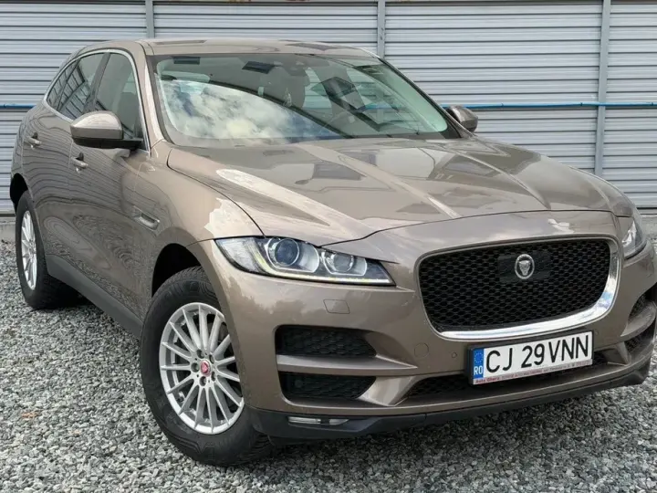 Jaguar F-Pace
