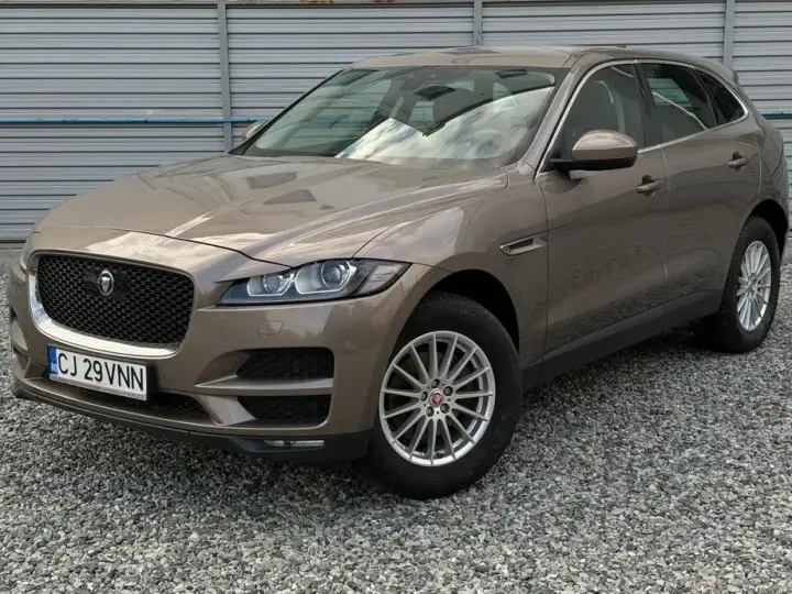 Jaguar F-Pace