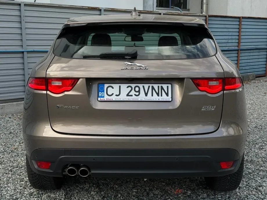 Jaguar F-Pace — imagine 5