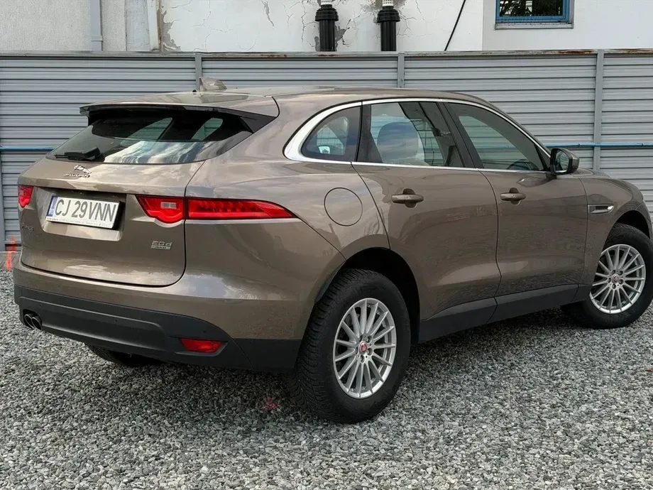 Jaguar F-Pace — imagine 4