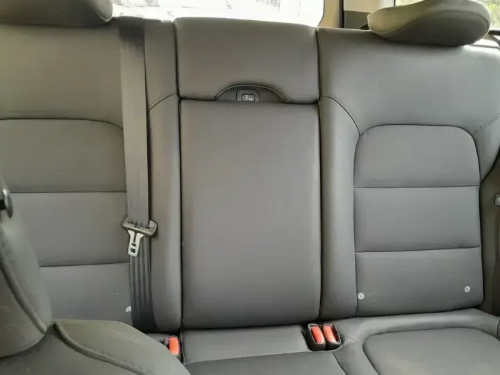 Volvo V70 III