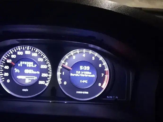 Volvo V70 III