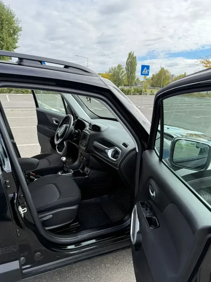 Jeep Renegade — imagine 5