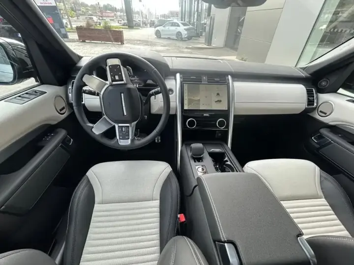 Land Rover Discovery V