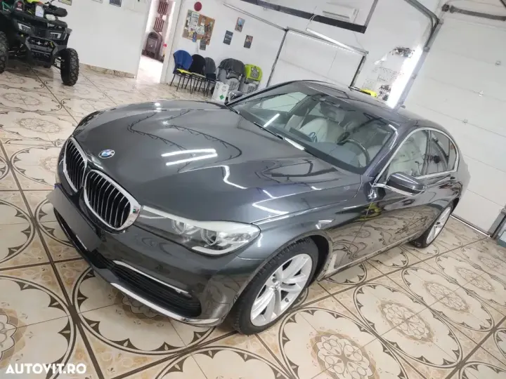 BMW Seria 7 G11/G12 [2015 - 2022] 730d