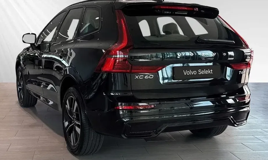 Volvo XC 60 T6 AWD Plus Dark — imagine 5