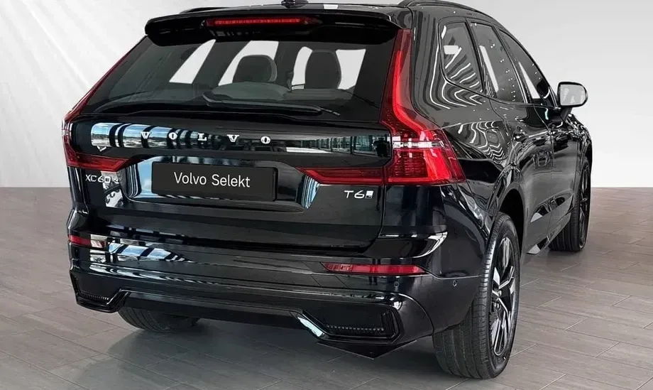 Volvo XC 60 T6 AWD Plus Dark — imagine 4