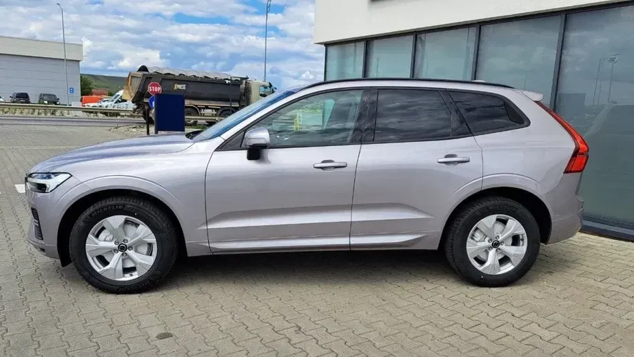 Volvo XC 60 II B5 AT AWD MHEV Core — imagine 4