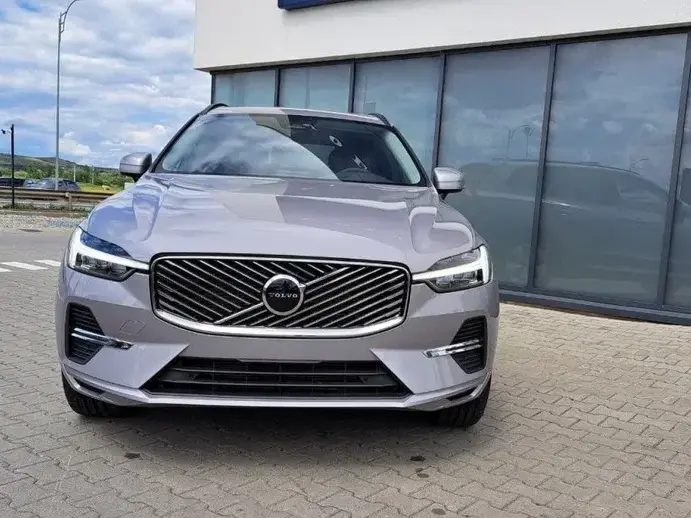 Volvo XC 60 II B5 AT AWD MHEV Core