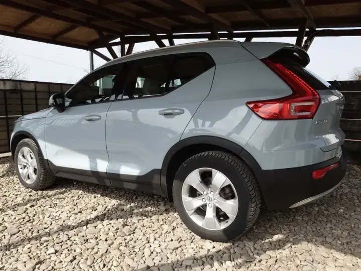 Volvo XC 40 D3 AWD Momentum