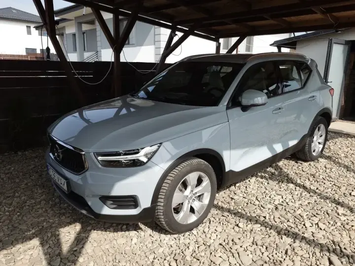 Volvo XC 40 D3 AWD Momentum