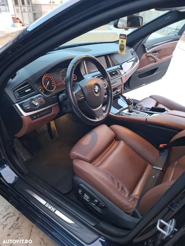 BMW Seria 5 F10/F11/F07 [2010 - 2017] 520d Aut. Luxury Line — imagine 6