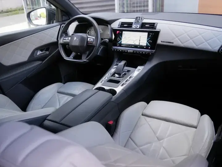 Citroën DS7