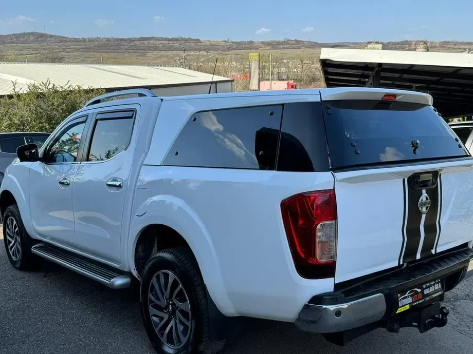 Nissan Navara Bi Turbo Double Cab Tekna — imagine 4