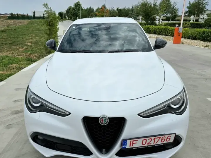 Alfa Romeo Stelvio 2.2 16V AT8 Q4 Veloce