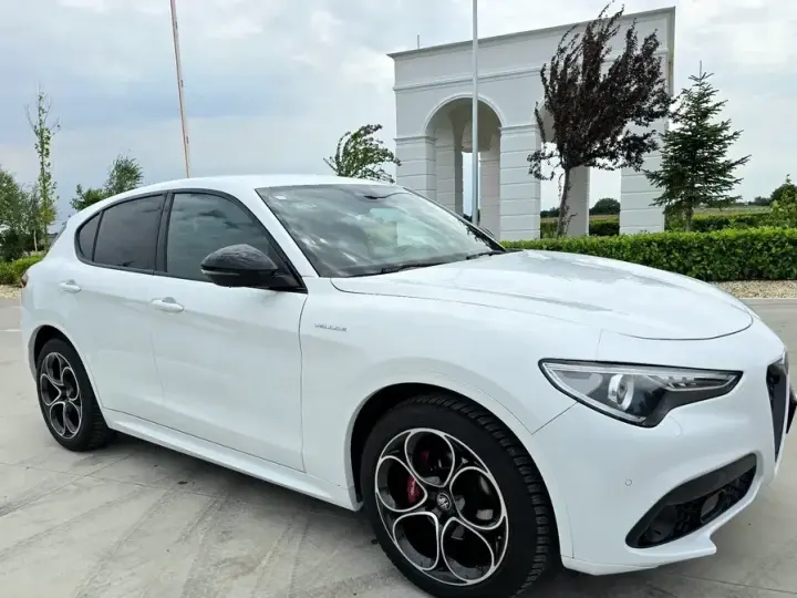 Alfa Romeo Stelvio 2.2 16V AT8 Q4 Veloce