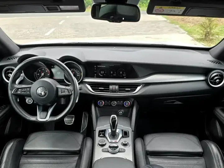 Alfa Romeo Stelvio 2.2 16V AT8 Q4 Veloce