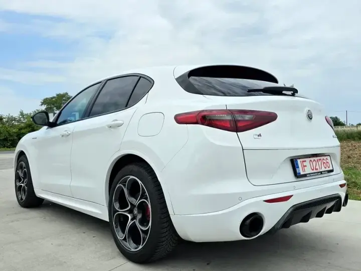 Alfa Romeo Stelvio 2.2 16V AT8 Q4 Veloce