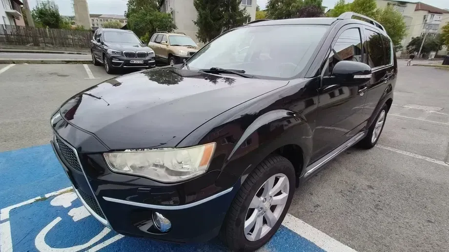 Mitsubishi Outlander II 2.2 DI-D 4WD TC-SST Intense+ A06 — imagine 2
