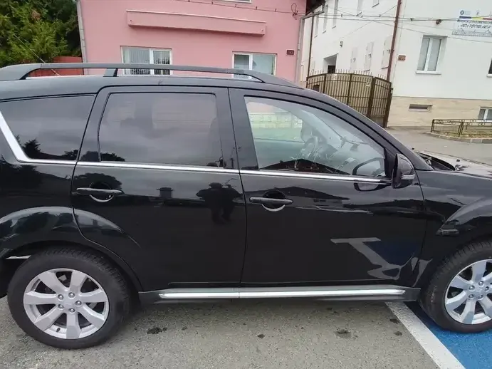 Mitsubishi Outlander II 2.2 DI-D 4WD TC-SST Intense+ A06