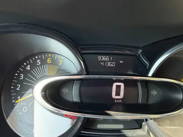 Renault Clio IV [2012 1.2 Zen