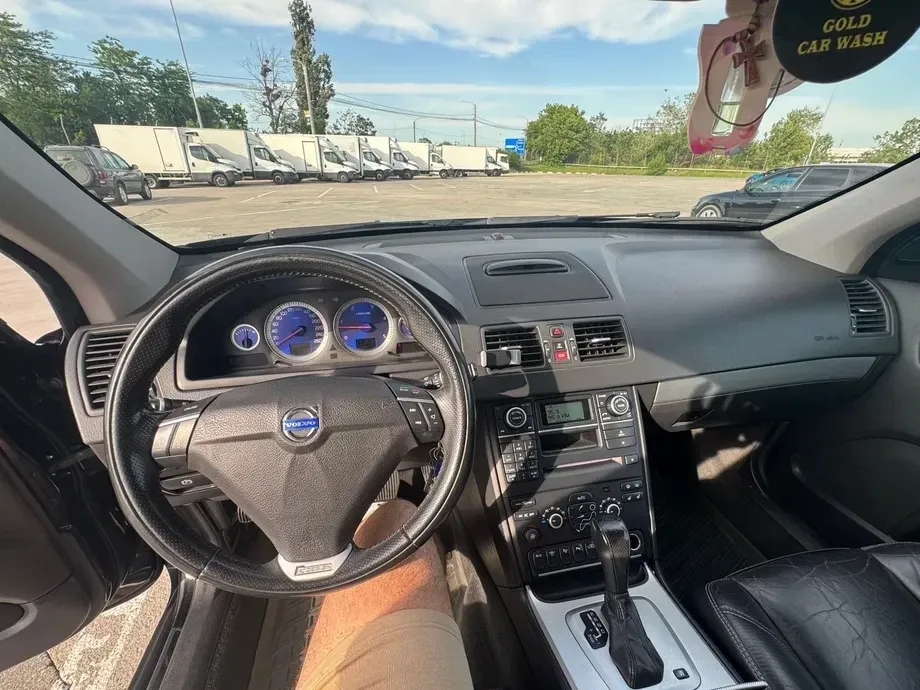 Volvo XC 90 I D5 AWD Rdesign — imagine 5