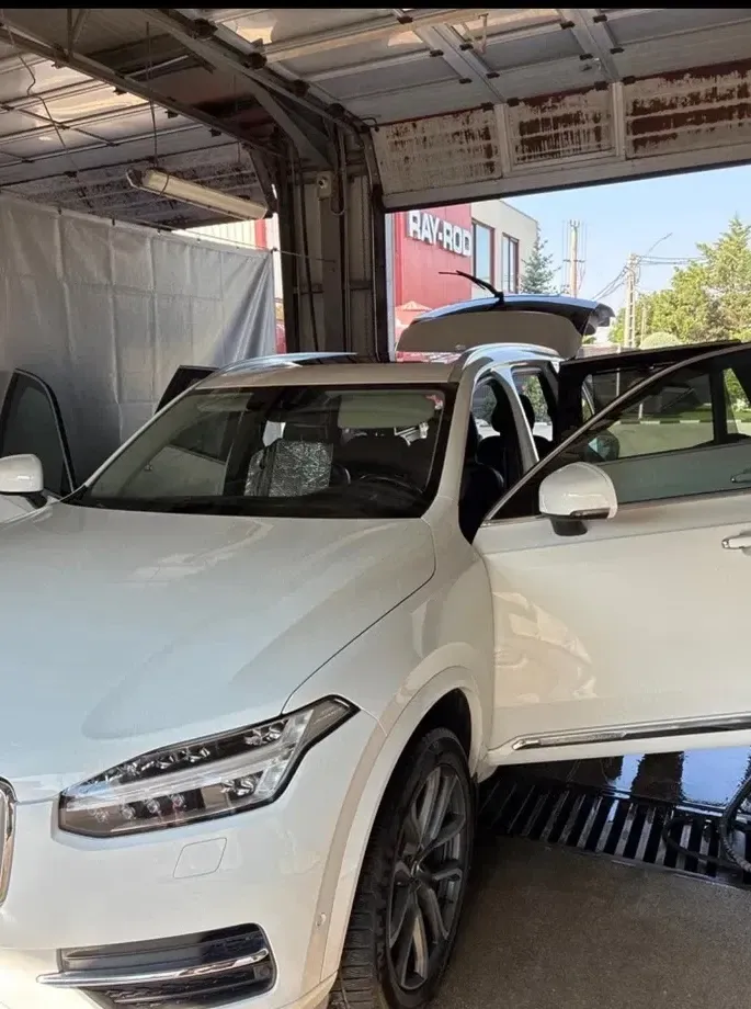 Volvo XC 90 II D5 AWD Geartronic Inscription — imagine 4