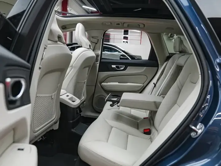 Volvo XC 60 T6 AWD Recharge Geartronic Inscription