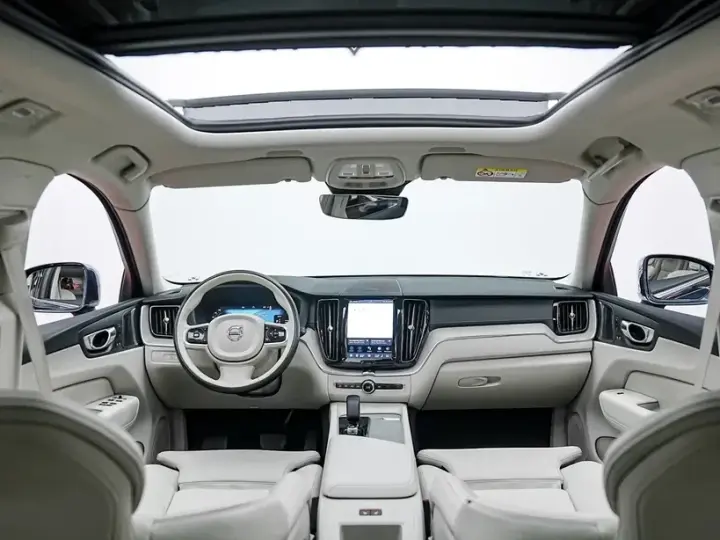 Volvo XC 60 T6 AWD Recharge Geartronic Inscription