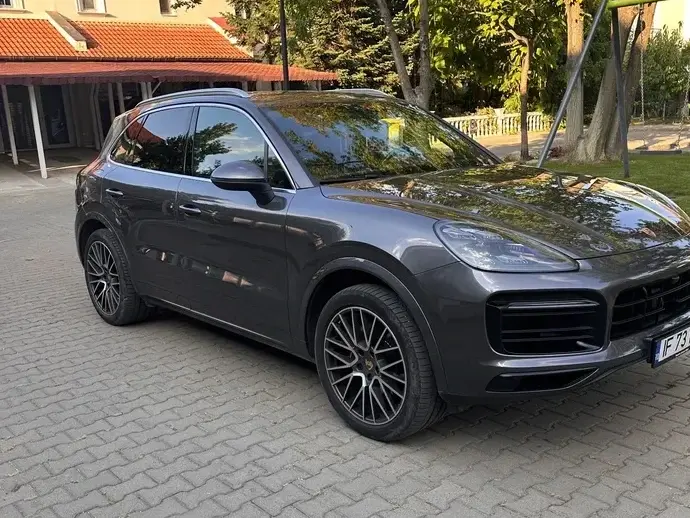Porsche Cayenne Standard