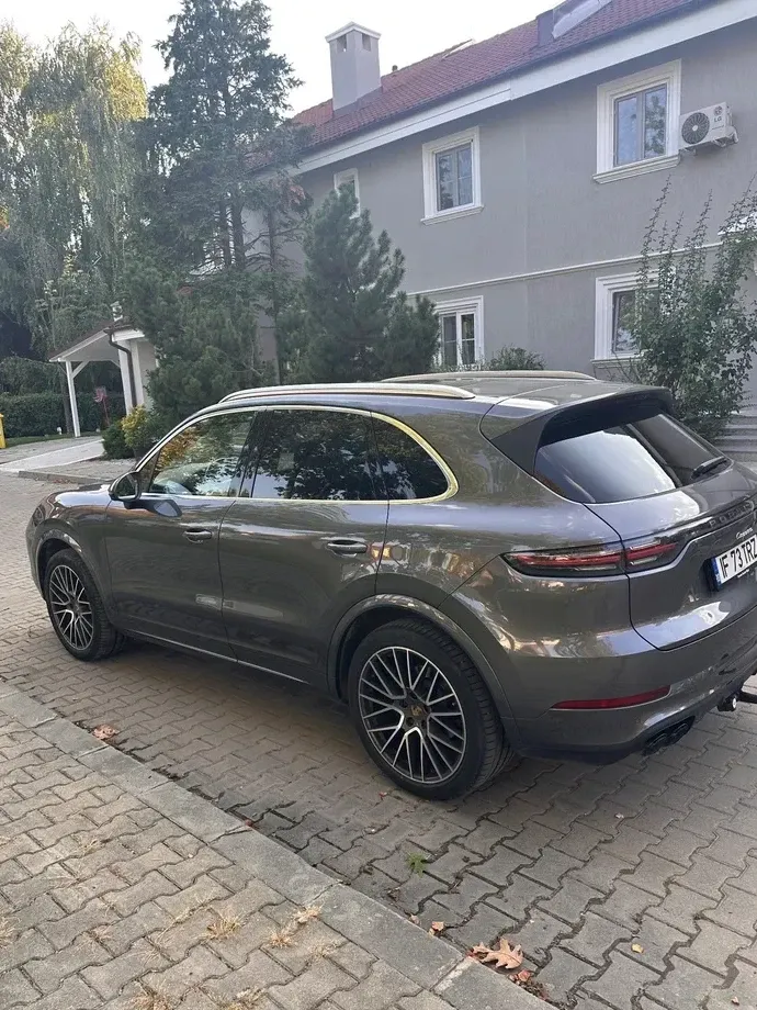 Porsche Cayenne Standard — imagine 6