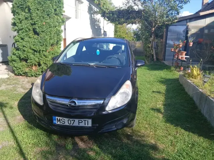 Opel Corsa D 1.2i Essentia