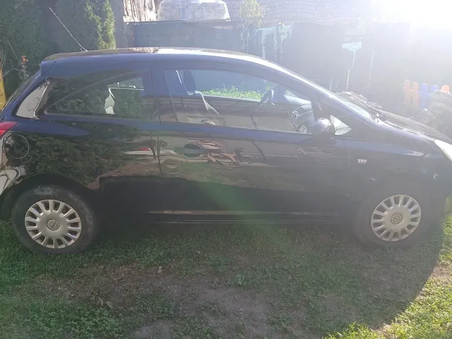 Opel Corsa D 1.2i Essentia — imagine 5