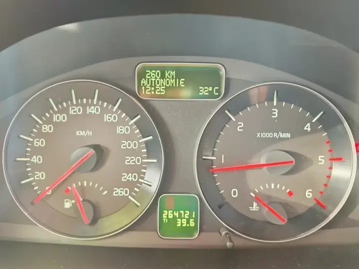 Volvo V50 D4 Rdesign