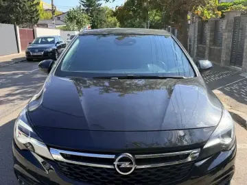 Opel Astra K 1.4 Turbo ECOTEC Start/Stop Innovation