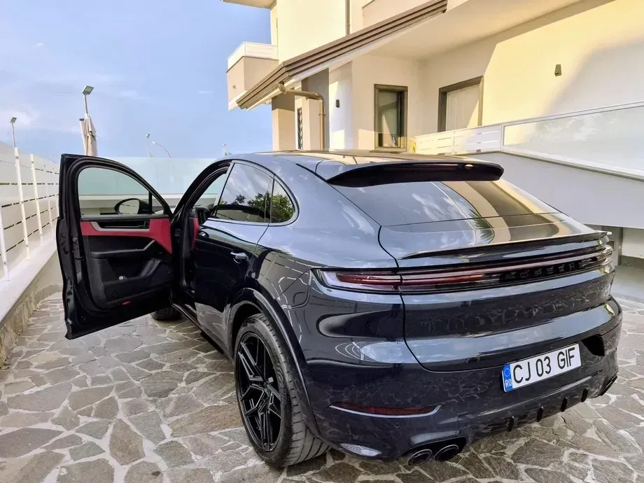 Porsche Cayenne Standard — imagine 4