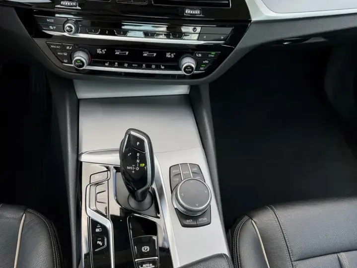 BMW Seria 5 G30/G31 [2017 - Prezent]