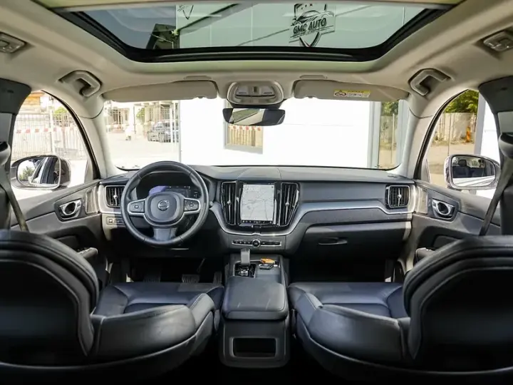 Volvo XC 60 II T6 AWD Recharge Geartronic Inscription