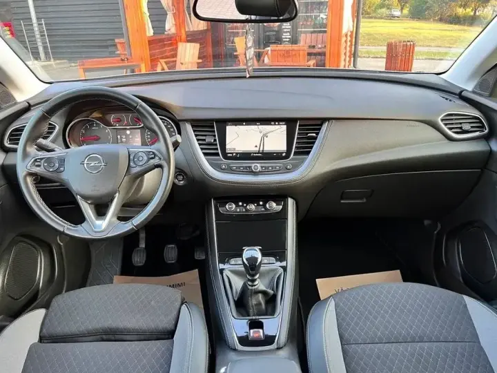 Opel Grandland