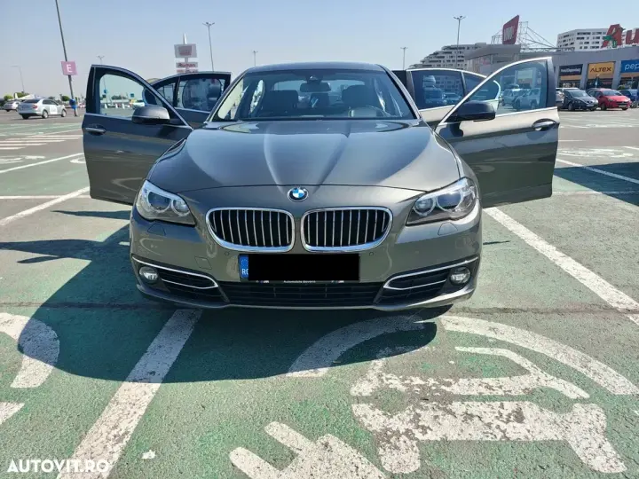 BMW Seria 5 F10/F11/F07 [2010 - 2017] 525d xDrive AT