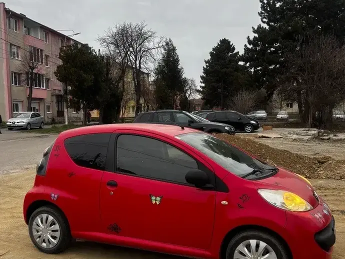 Peugeot 107 Two 1.0 E