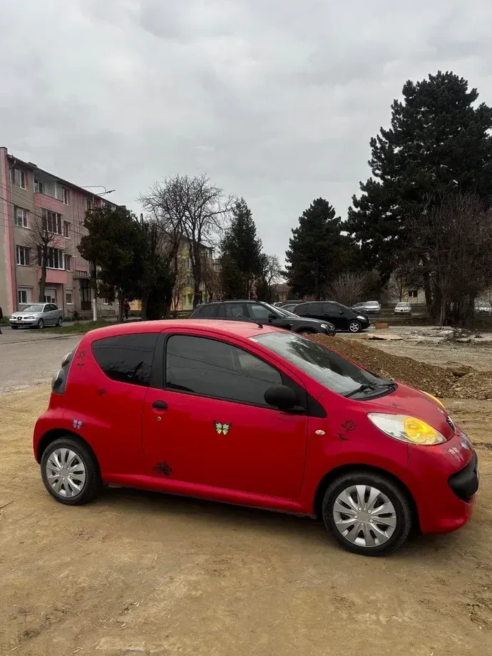 Peugeot 107 Two 1.0 E — imagine 3