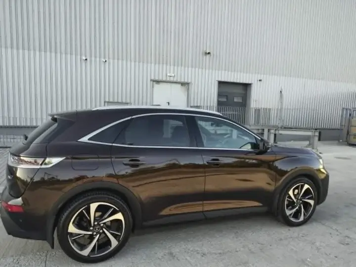 DS Automobiles DS 7 Crossback 4x4 300 OPERA