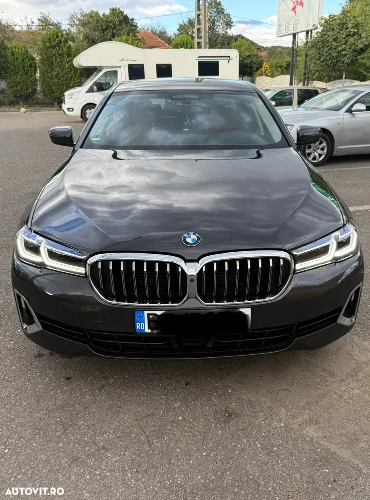 BMW Seria 5 G30/G31 [2017 - Prezent] 520d AT MHEV — imagine 2
