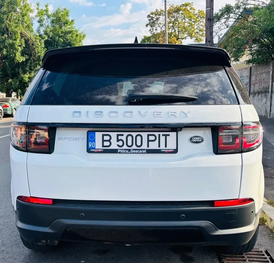 Land Rover Discovery Sport 2.0 D240 MHEV R-Dynamic HSE — imagine 2