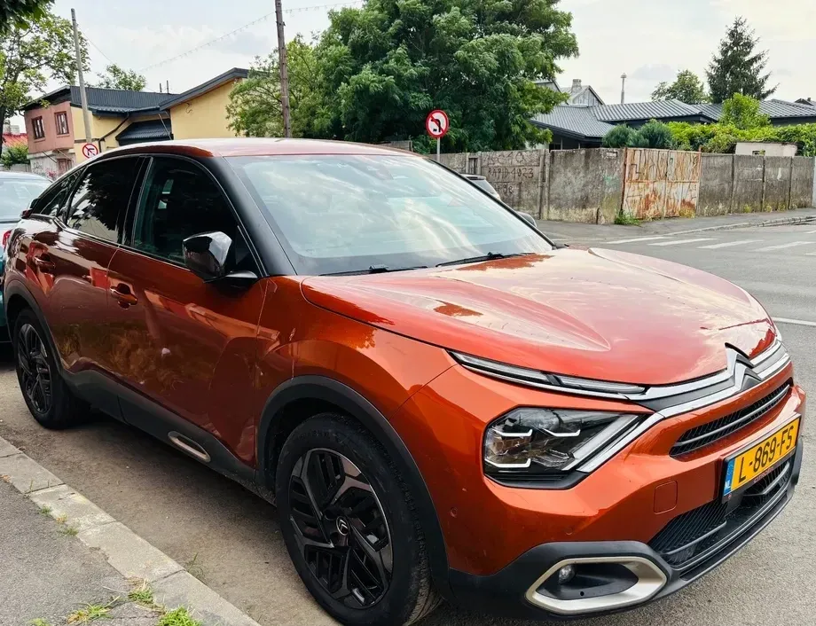 Citroën C4 PureTech 130 Stop&Start EAT8 MAX — imagine 3