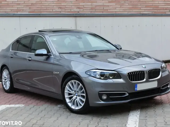 BMW Seria 5 F10/F11/F07 [2010 - 2017] 520d Aut. Luxury Line