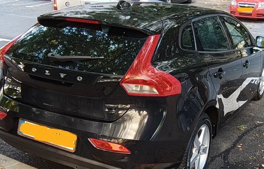 Volvo V40 II D2 — imagine 4