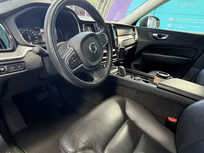 Volvo XC 60 II T8 Twin Engine AWD Momentum